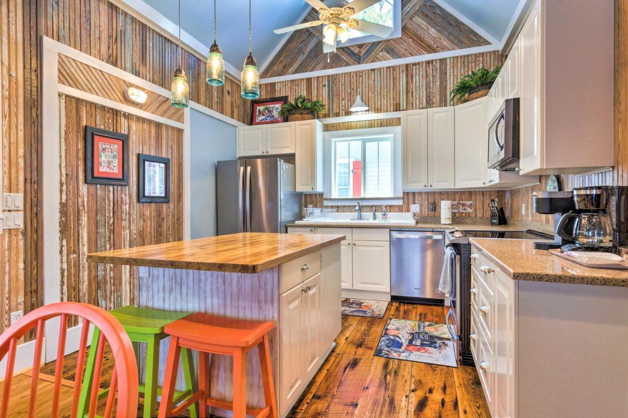 Cottage With Porch - 3 Min Walk To Bay St Louis Bay St. Louis Екстериор снимка